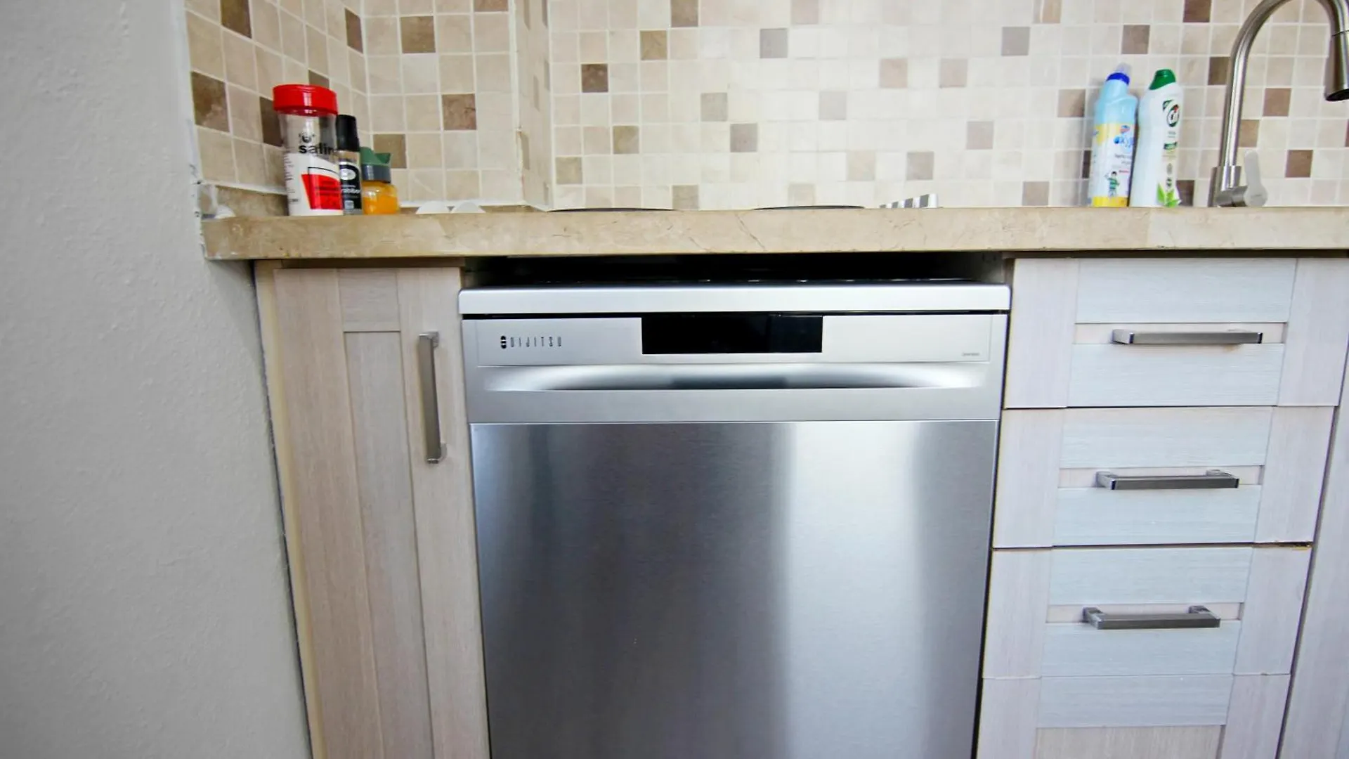 Ozkan Apartment - Fethiye Center Fully Furnished 50Mbps Wifi Netflix 0*,