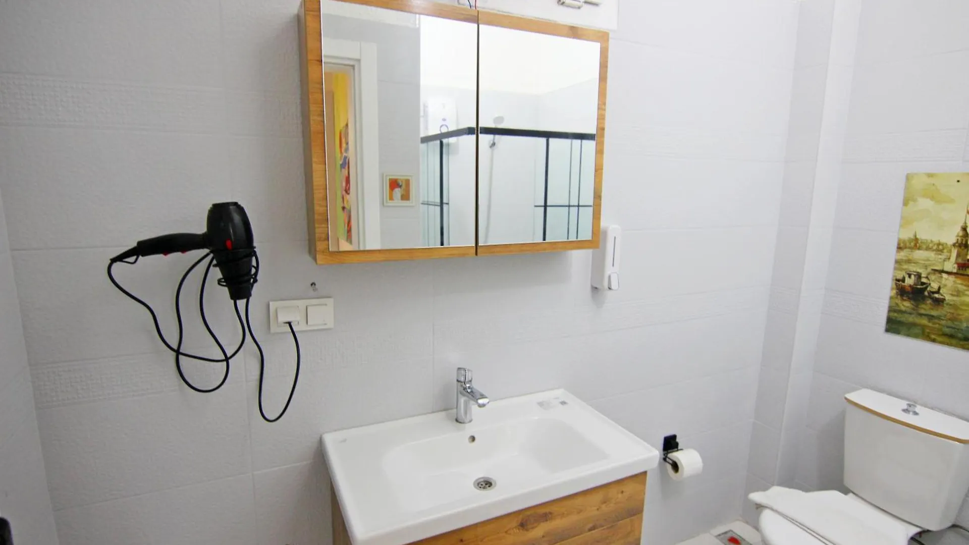 Ozkan Apartment - Fethiye Center Fully Furnished 50Mbps Wifi Netflix 0*,  Турция